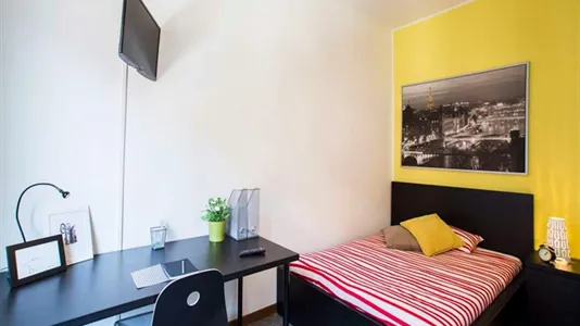 Rooms in Milano Zona 8 - Fiera, Gallaratese, Quarto Oggiaro - photo 6
