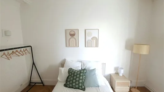 Rooms in Paris 8ème arrondissement - photo 2