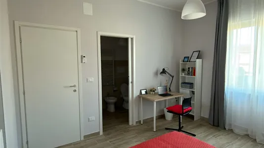 Rooms in Pescara - photo 5
