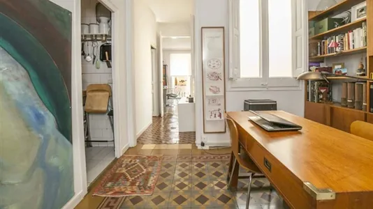 Rooms in Barcelona Eixample - photo 4