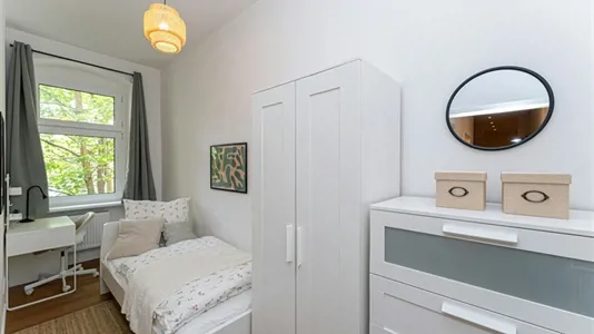 Rooms in Berlin Neukölln - photo 1