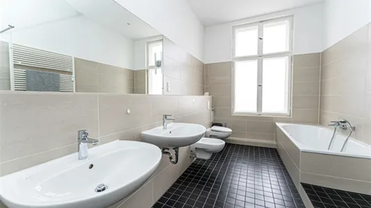 Rooms in Berlin Charlottenburg-Wilmersdorf - photo 7