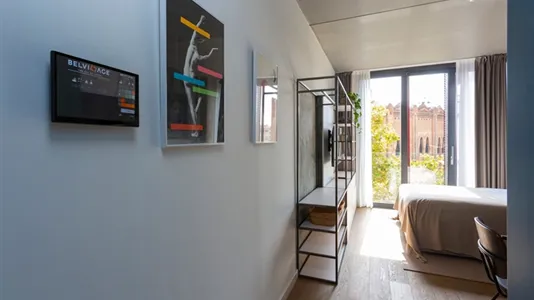 Apartments in Barcelona Eixample - photo 9