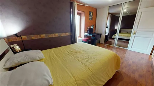 Rooms in Clermont-Ferrand - photo 4