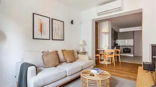 Apartments in Barcelona Ciutat Vella - photo 2