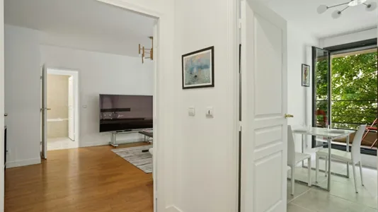 Apartments in Paris 16ème arrondissement (South) - photo 9