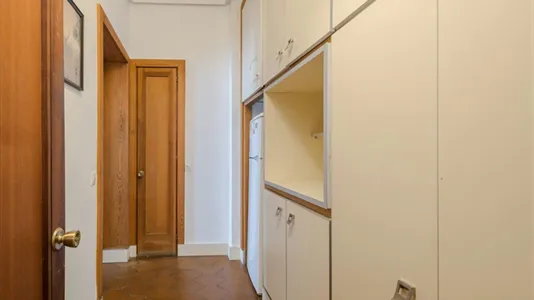 Rooms in Madrid Centro - photo 10