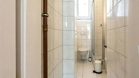 Rooms in Frankfurt Süd - photo 2