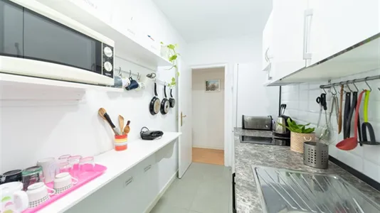 Rooms in Barcelona Eixample - photo 9