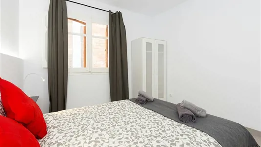 Rooms in L'Hospitalet de Llobregat - photo 3