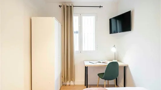 Rooms in Madrid Centro - photo 6