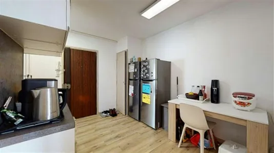 Rooms in Lyon - photo 9