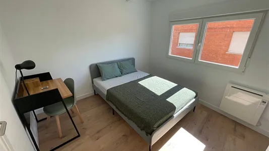 Rooms in Guadalajara - photo 5