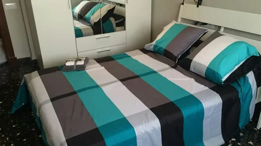 Rooms in Valencia Extramurs - photo 3