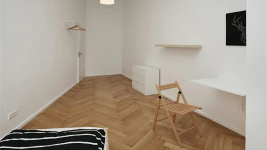 Rooms in Berlin Friedrichshain-Kreuzberg - photo 2