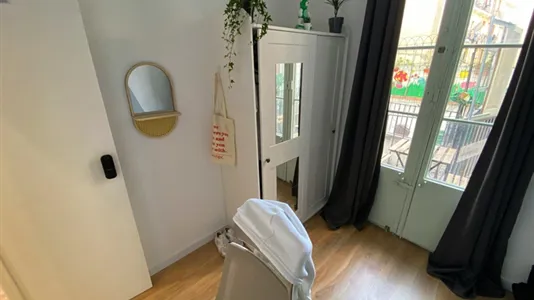 Rooms in Barcelona Ciutat Vella - photo 5