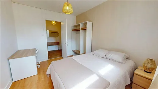 Apartments in Saint-Étienne - photo 7