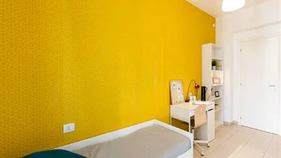 Room for rent in Milano Zona 5 - Vigentino, Chiaravalle, Gratosoglio, Milan
