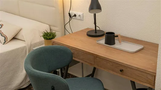 Rooms in Valencia Algirós - photo 8