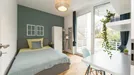 Room for rent, Berlin Mitte, Berlin, &lt;span class=&quot;blurred street&quot; onclick=&quot;ProcessAdRequest(8840923)&quot;&gt;&lt;span class=&quot;hint&quot;&gt;See streetname&lt;/span&gt;[xxxxxxxxxxxxx]&lt;/span&gt;