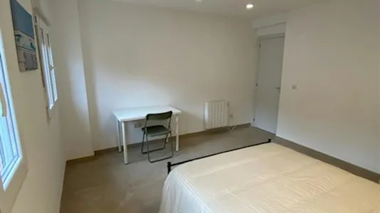 Rooms in Adaro - photo 8