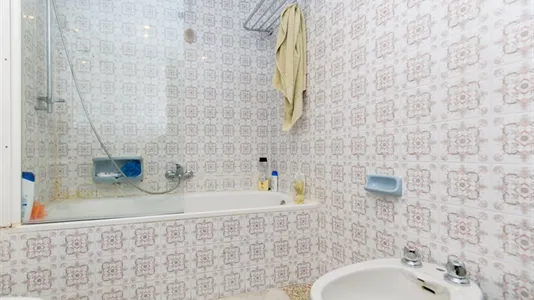 Rooms in Granada - photo 9