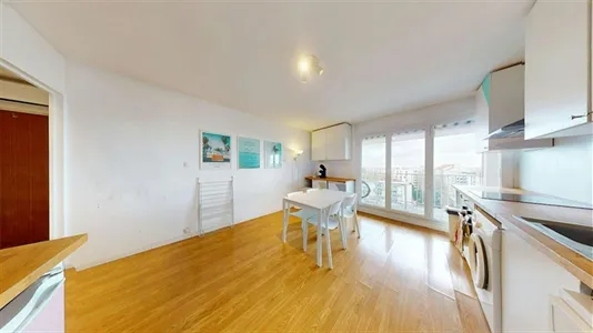 Rooms in Lyon - photo 9