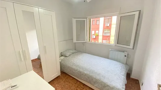 Rooms in Madrid Puente de Vallecas - photo 3