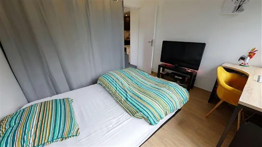 Rooms in Lyon - photo 3