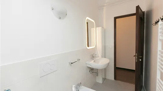 Rooms in Genoa - photo 8