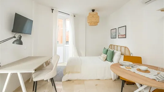 Rooms in Madrid Tetuán - photo 1