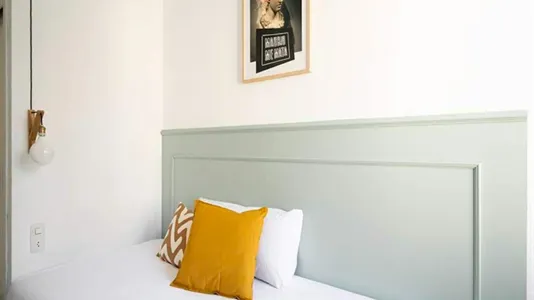 Rooms in Madrid Centro - photo 5