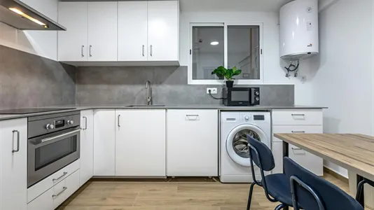 Rooms in el Camí de Vera - photo 6