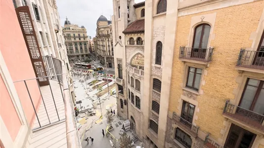 Rooms in Barcelona Ciutat Vella - photo 4