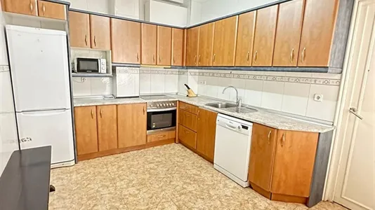 Rooms in Zaragoza - photo 5