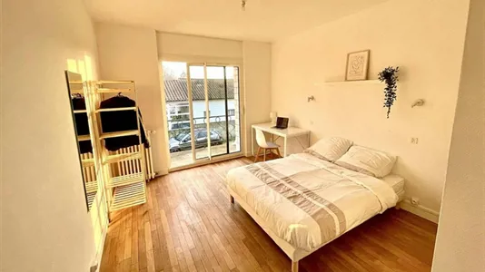 Rooms in Poitiers - photo 2