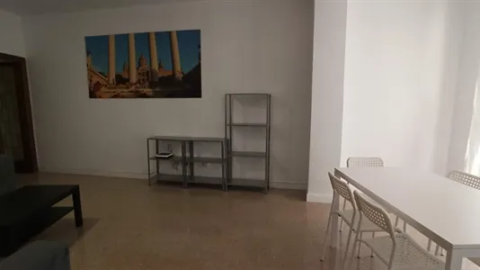 Rooms in Barcelona Eixample - photo 7