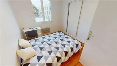 Room for rent in Grenoble, Auvergne-Rhône-Alpes