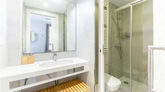 Apartments in Barcelona Ciutat Vella - photo 4