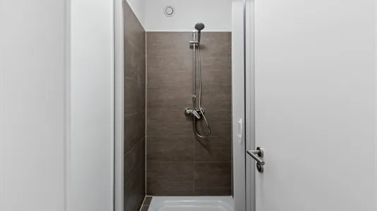 Rooms in Berlin Mitte - photo 7