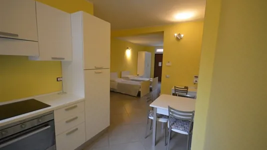 Rooms in Milano Zona 5 - Vigentino, Chiaravalle, Gratosoglio - photo 2