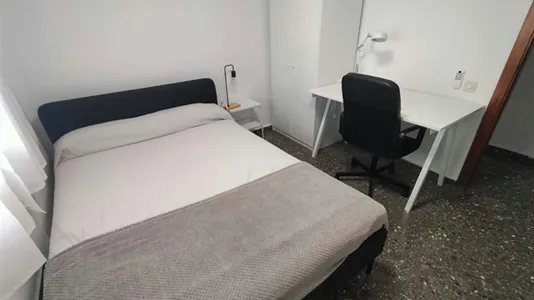 Rooms in Valencia La Zaidía - photo 4