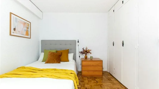 Rooms in Madrid Retiro - photo 2