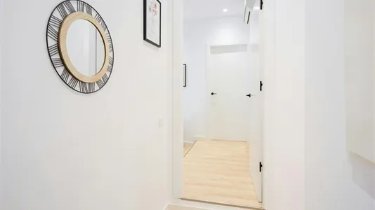 Apartments in Barcelona Ciutat Vella - photo 7