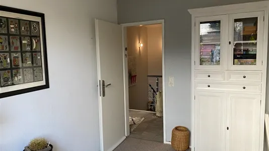 Houses in Rheinisch-Bergischer Kreis - photo 6