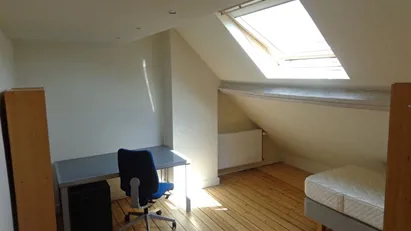 Room for rent in Brussels Schaarbeek, Brussels