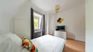 Room for rent, Frankfurt (region), &lt;span class=&quot;blurred street&quot; onclick=&quot;ProcessAdRequest(13343704)&quot;&gt;&lt;span class=&quot;hint&quot;&gt;See streetname&lt;/span&gt;[xxxxxxxxxxxxx]&lt;/span&gt;