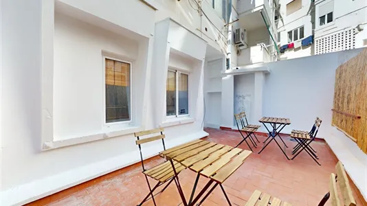 Rooms in Valencia Extramurs - photo 4