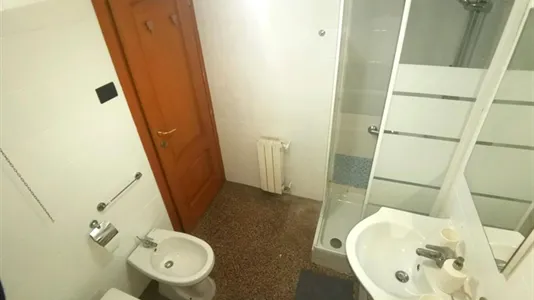 Rooms in Genoa - photo 10