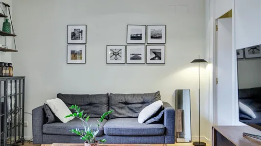 Apartments in Barcelona Eixample - photo 4